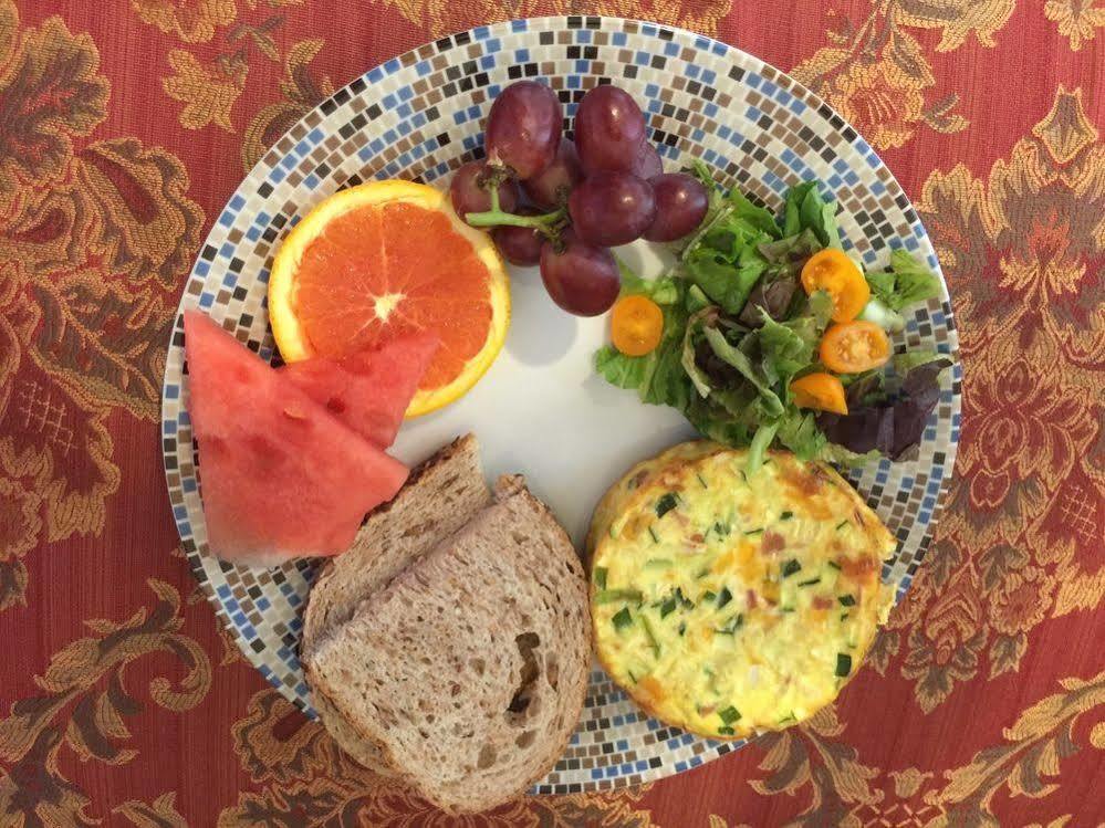 The Century House Bed And Breakfast Ottawa Bagian luar foto
